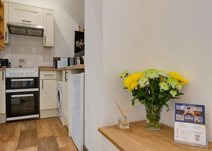 Work & Relax - Free Parking - 5 Mins To Stamford