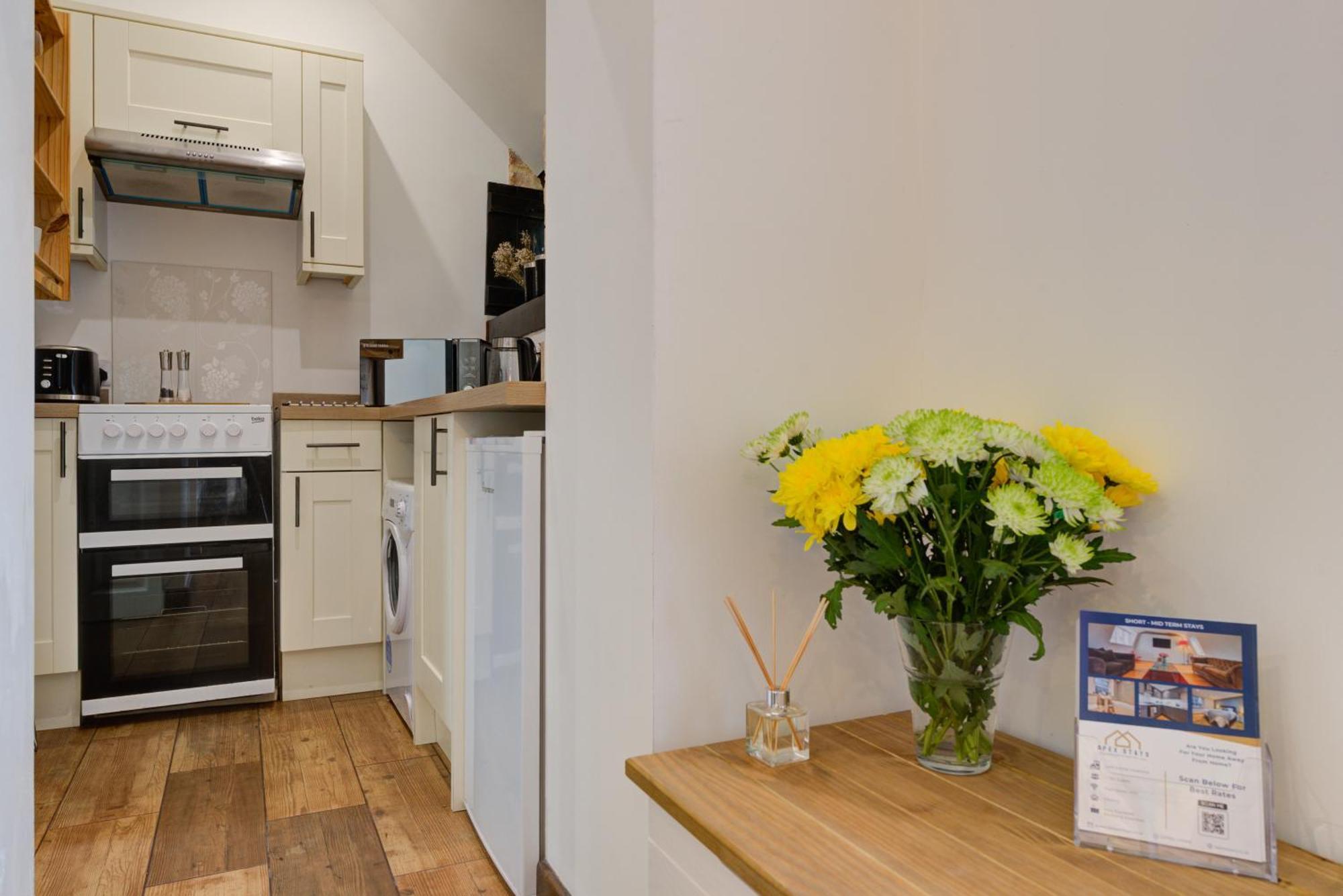 Apartment Work & Relax - Free Parking - 5 Mins To Stamford *